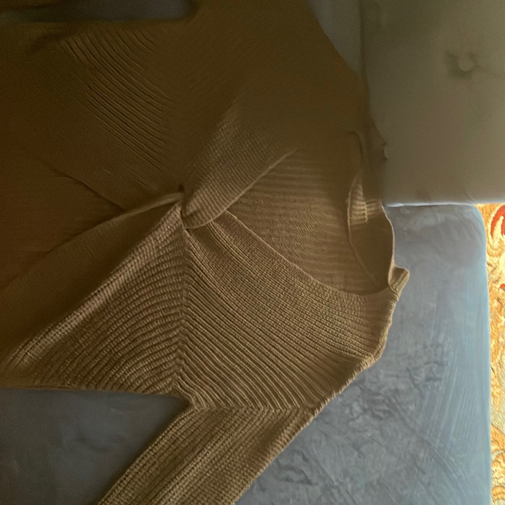 Cropped sweater
